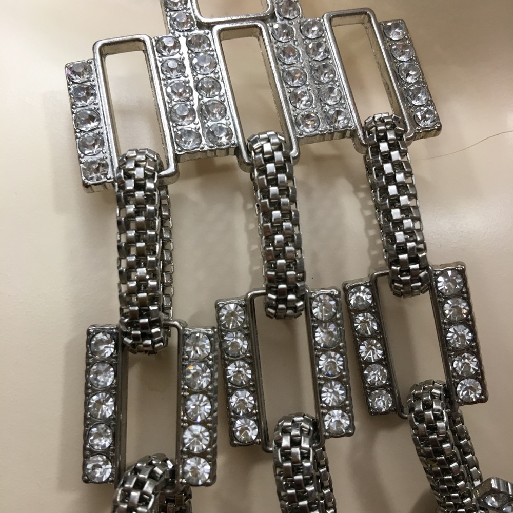 Bebe Triple Chainlink Layered Silver Necklace - Picture 3 of 3